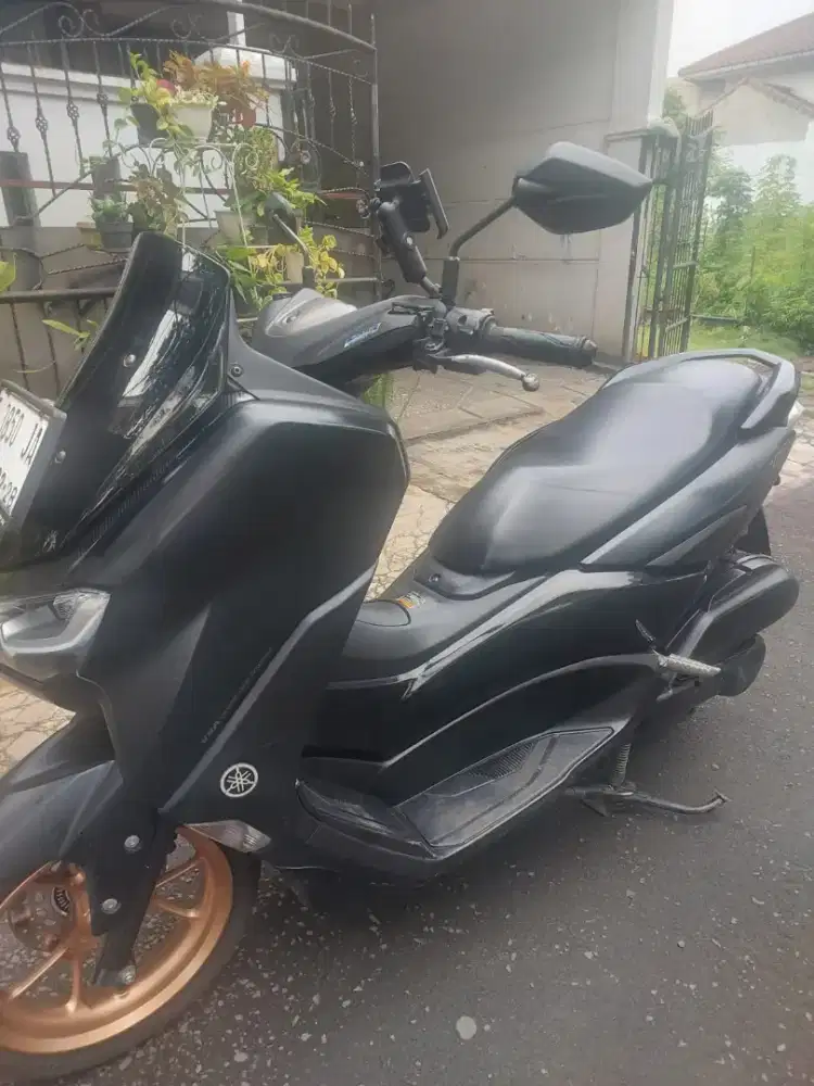 Nmax 155 2023 km 40 ribu
