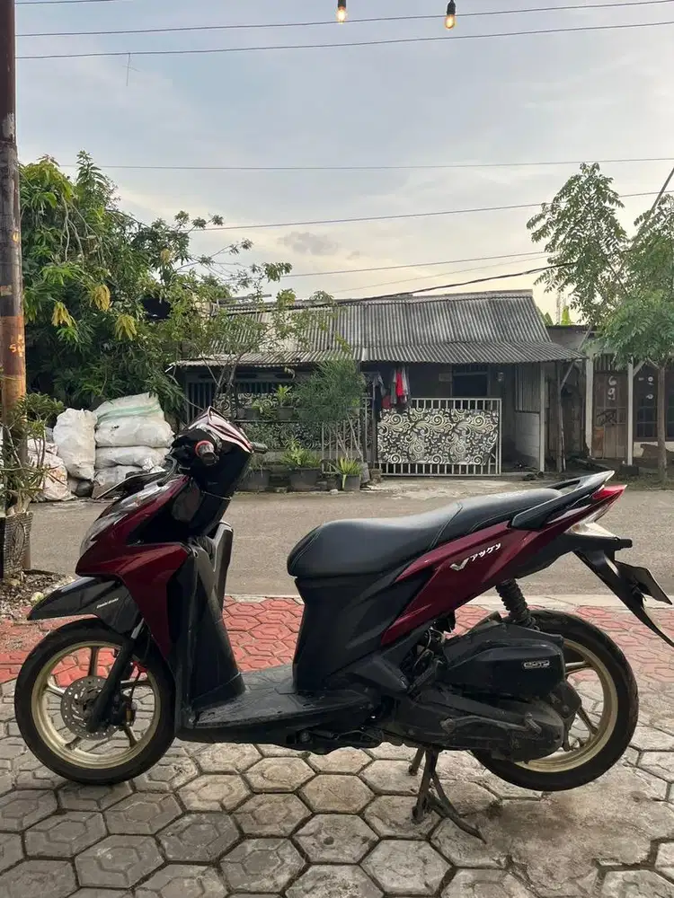 VARIO KZR (125)