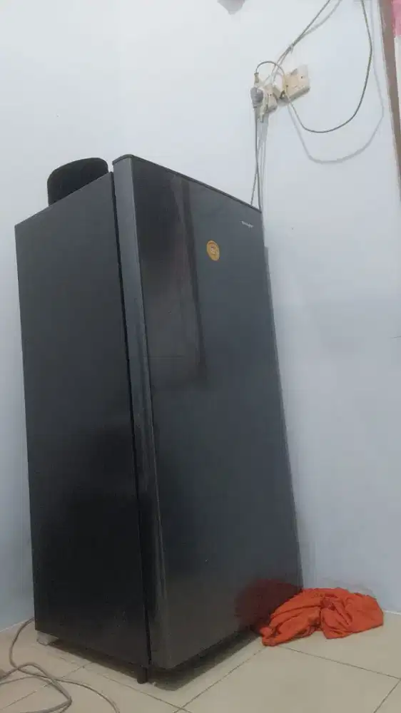 kulkas Sharp 1 pintu