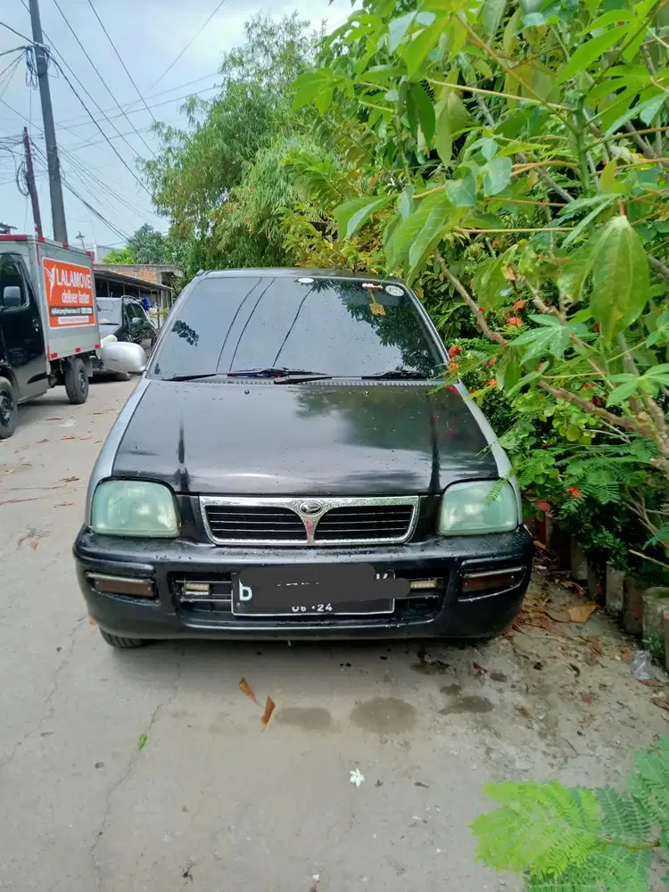 Daihatsu Ceria 2002 Bensin