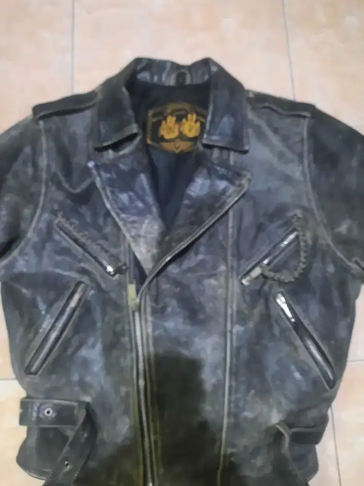 Jaket kulit vintage