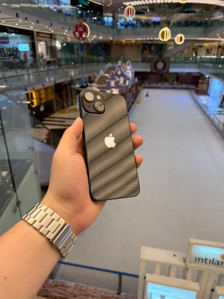 Di jual iphone 14 128gb beacukai no minus