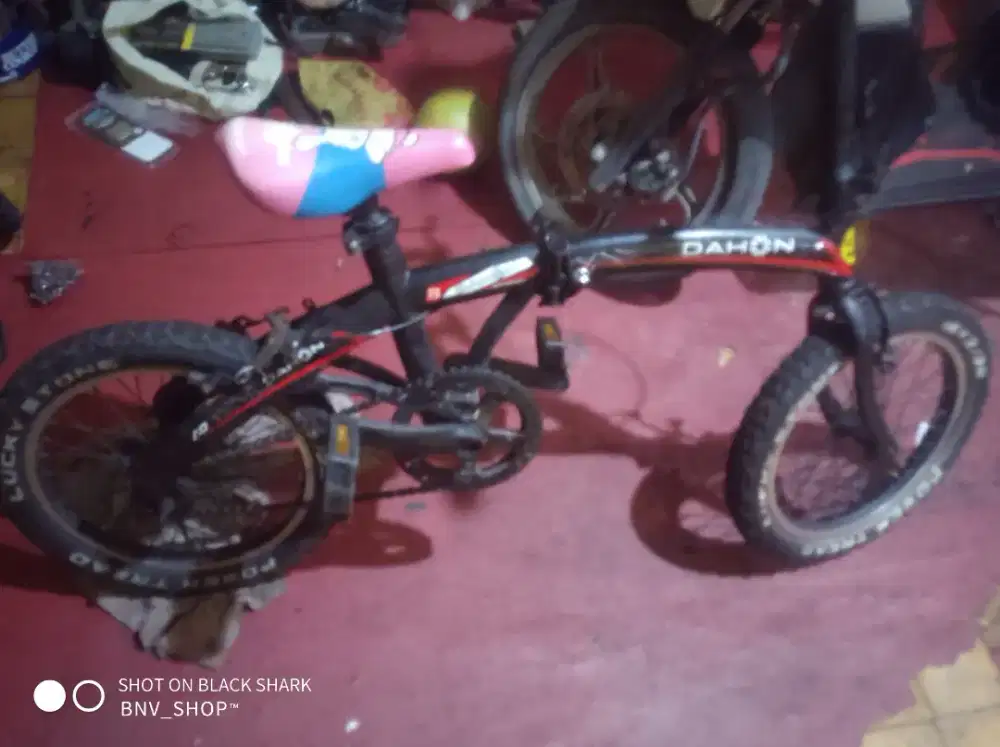 Sepeda lipat 16in kondisi normal anak udh bosen