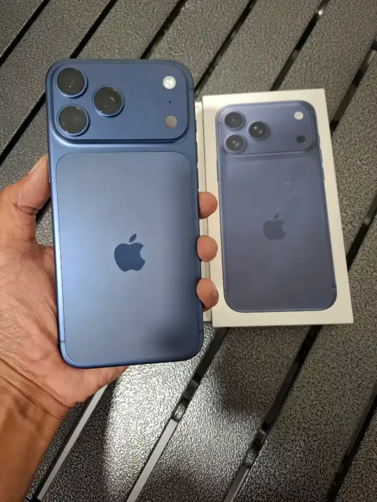 iPhone 17 promax 256gb iBox deep blue