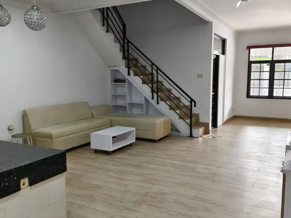 Rumah 2 Lantai Siap Huni di Bumi Kopo Kencana Bandung