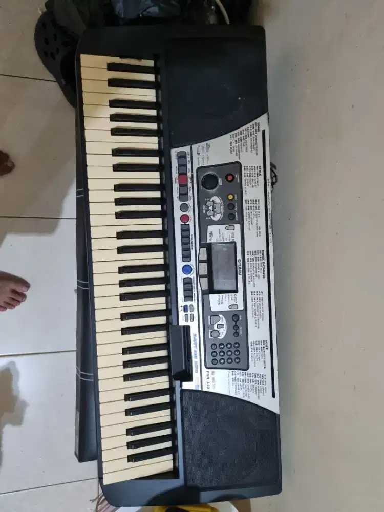 Keyboard Yamaha PSR E350. Pemakaian sendiri