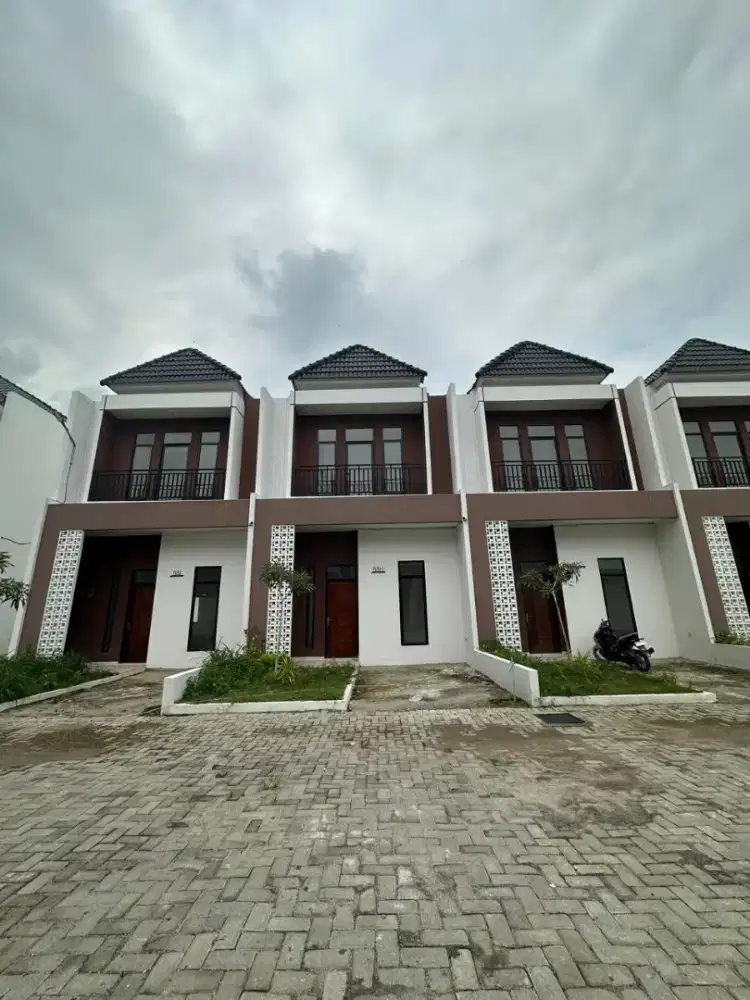 RUMAH BARU PINGGIR JALAN BESAR EKA SURYA