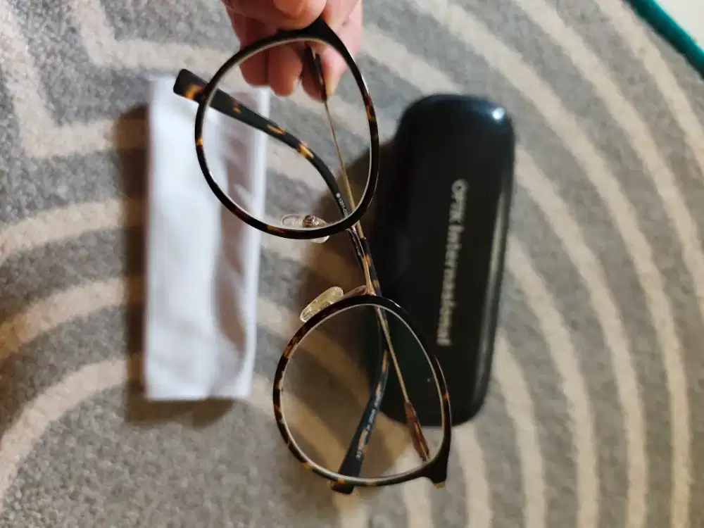 Frame Kacamata Warna Coklat Original Optik