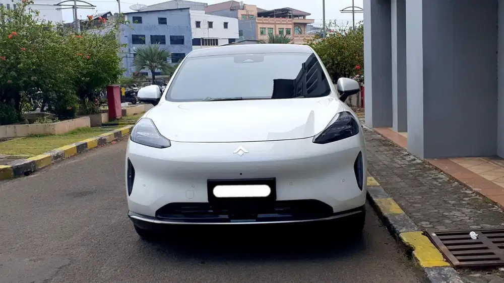 Km18rb aion hyptec ht premium 2024 putih cash kredit bisa