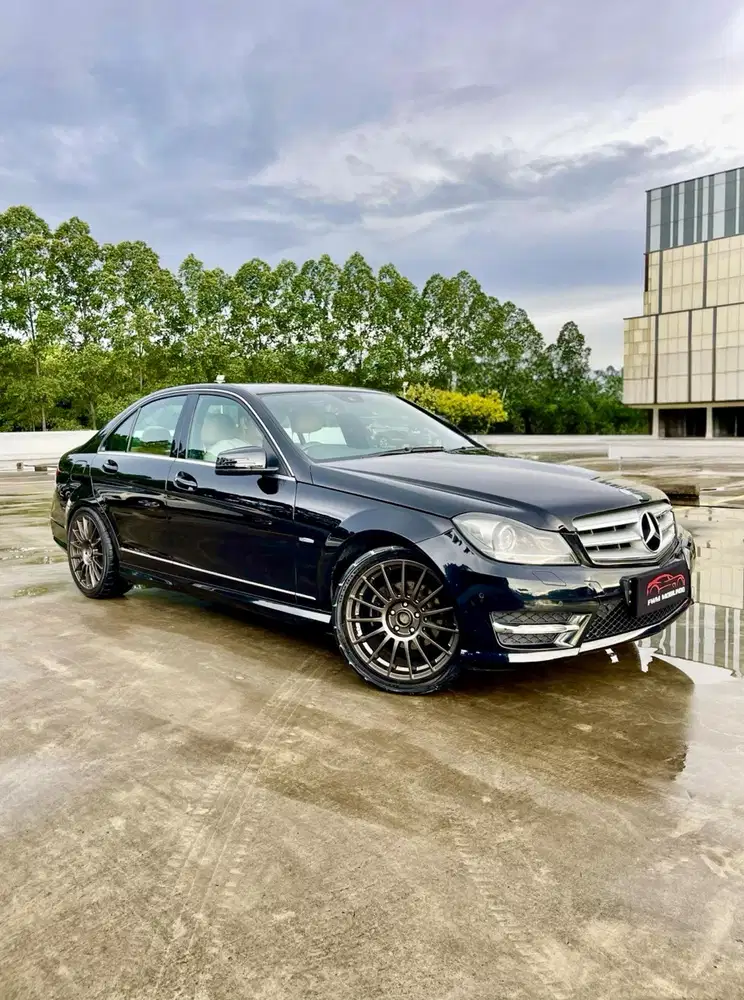 Marcedes Benz C250 AMG Aventgarde 2012
