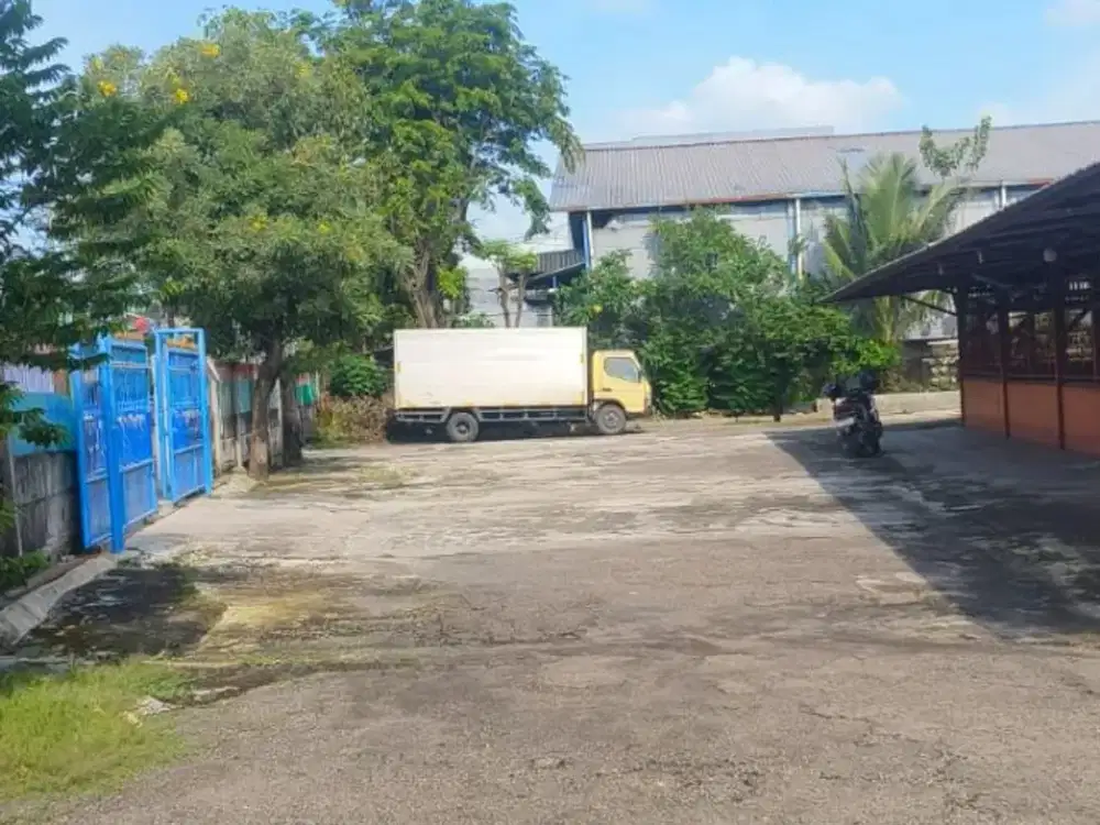 Dijual Bangunan Rumah Pesta