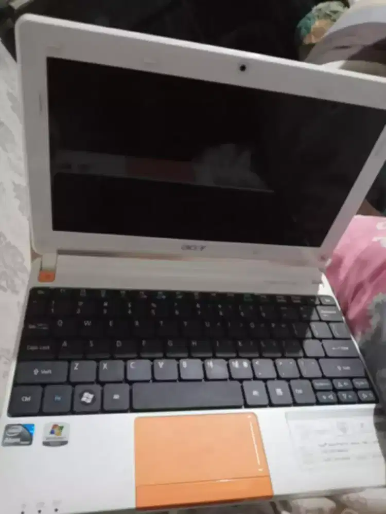 Netbook aspire one happy2