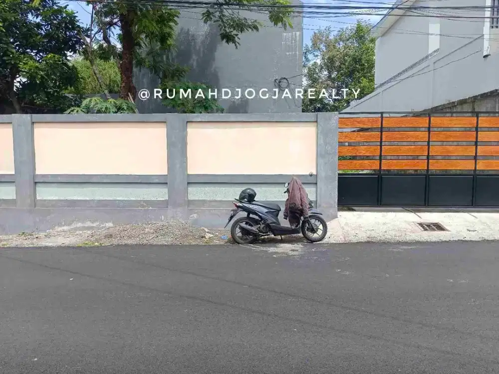 Tanah Strategis Bonus Rumah 2 Lantai Di JL. Palagan km 6 Dekat HYATT, UGM