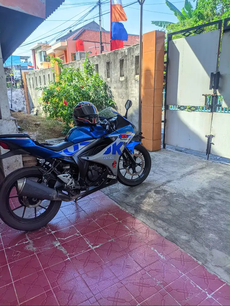 Suzuki GSX R150 th 2017.