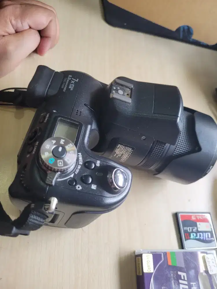 Sony Cybershot DSC-F828