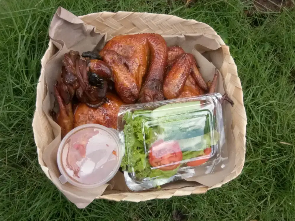 AYAM UTUH BAKAR MADU