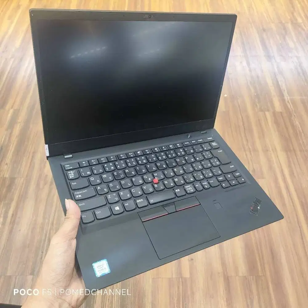 Laptop Thinkpad X1 Carbon 6th Core i5 8GB 256GB SSD - SUPER RINGAN