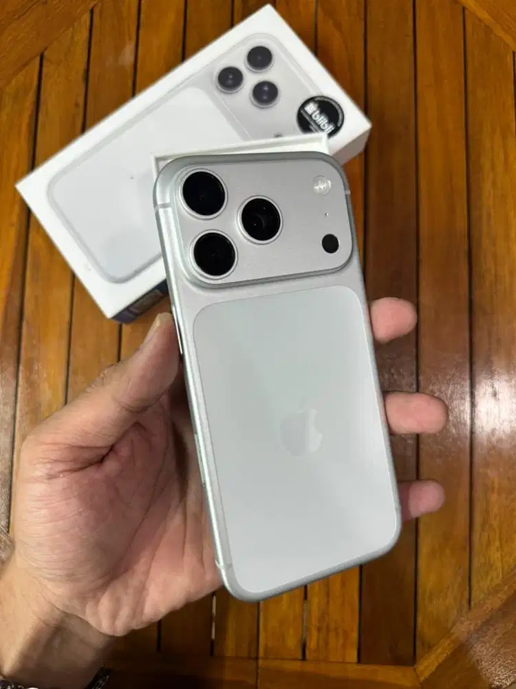 iPhone 17 Pro 512GB Silver ex iBox