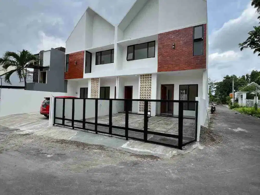 DIJUAL CEPAT RUMAH 2 UNIT SCANDINAVIAN MALANGREJO MAGUWOHARJO