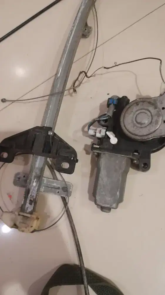 Dinamo power window mobil crv