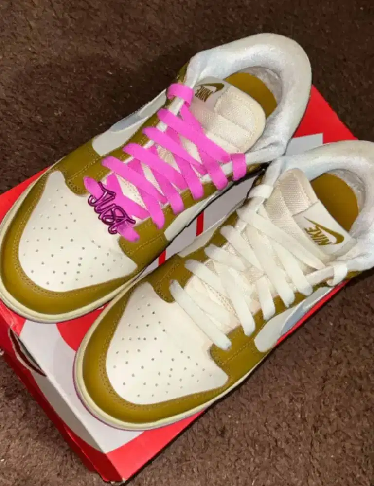 Bismillah Dijual Cepat Nike Dunk Low SE Women Size 8.5