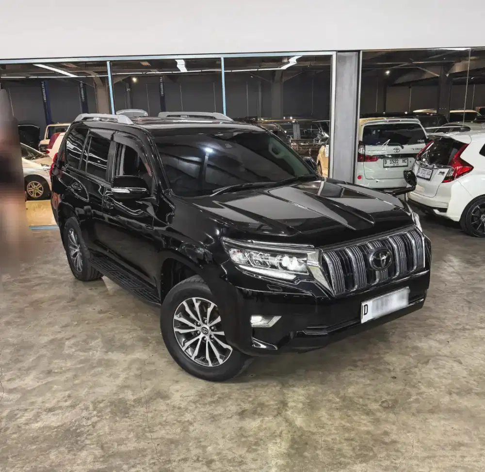 Toyota Land Cruiser Prado TX Limited (4x4)  2019 • ANTIK | KM.19.xxx