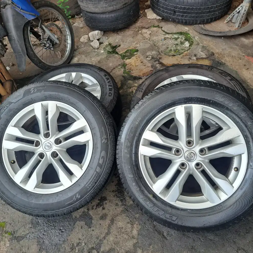 Velg xtrail ring 17 ori nissan xtrail cocok buat serena juke teana