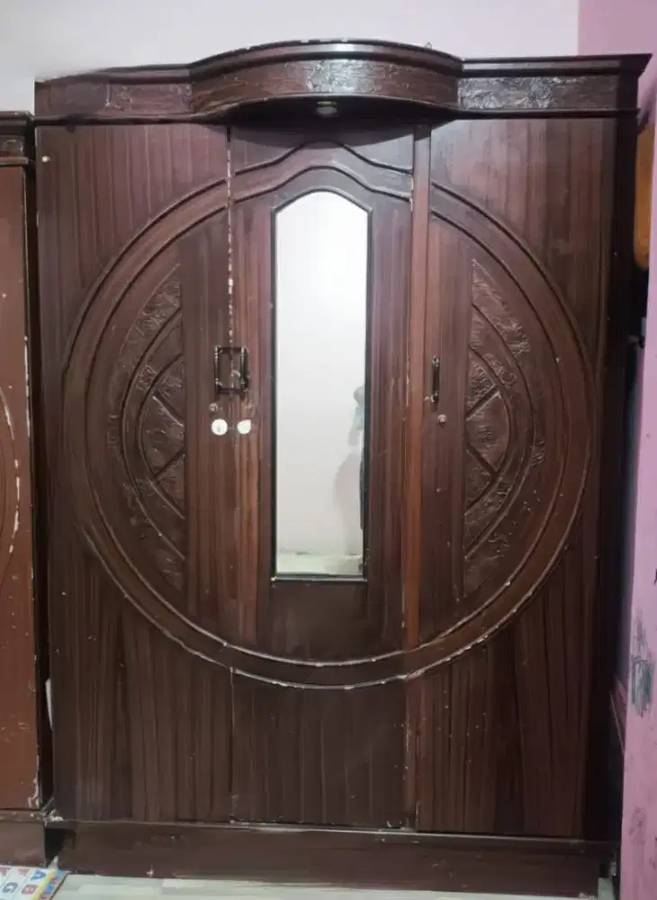 LEMARI KAYU 3 PINTU