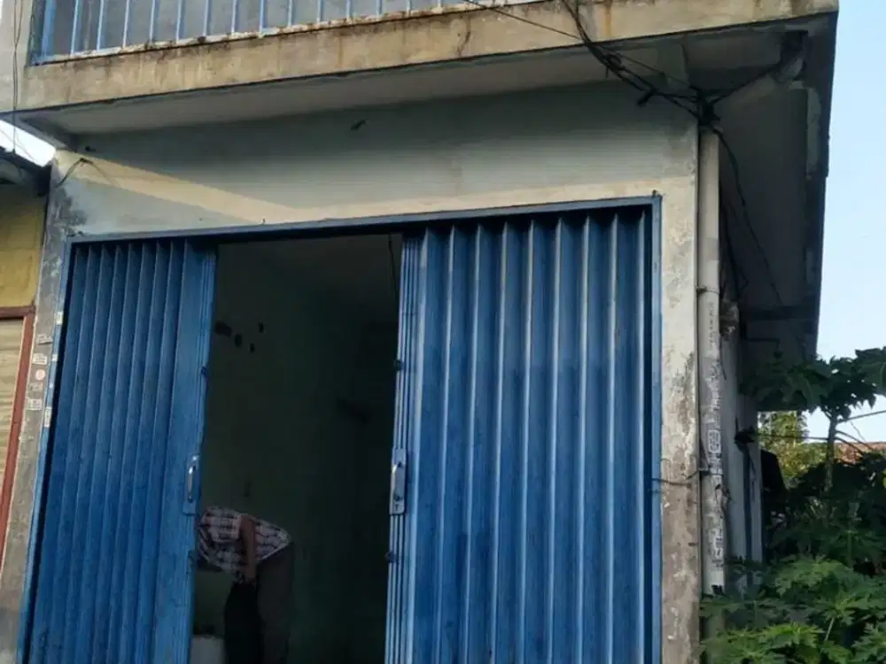 Kios Dijual Ramai Padat Penduduk Lingkungan Aman Bebas Banjir