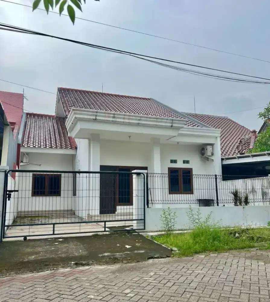 Araya‼️Disewakan rumah dekat Galaxy Mall,ITS