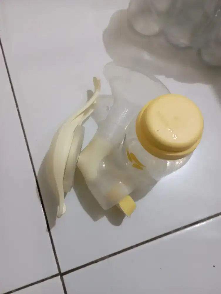 Pompa si manual mondela