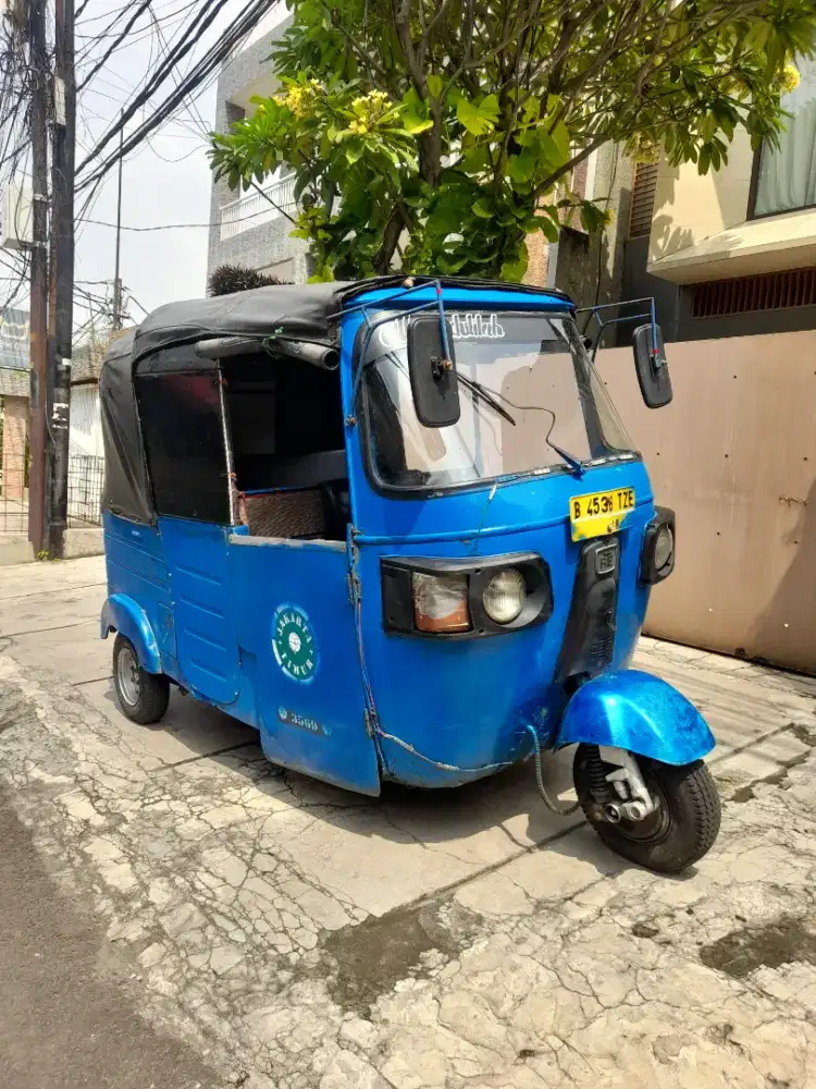 Bajaj RE 2010 bentor cator roda3 tiga
