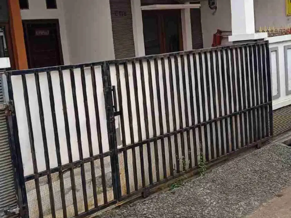 rumah siap huni di pondok cipta Bintara Bekasi Barat