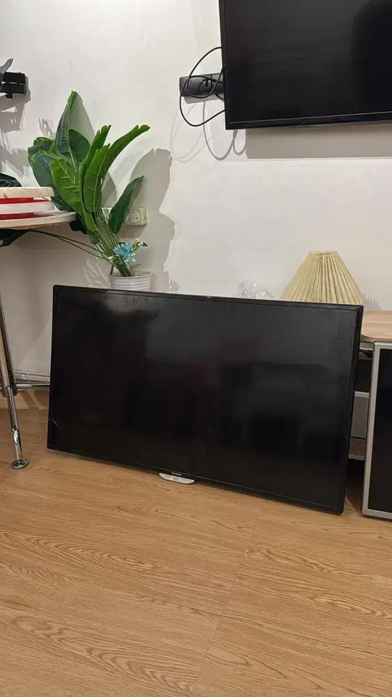 LED TV 40inch bekas masih sangat bagus