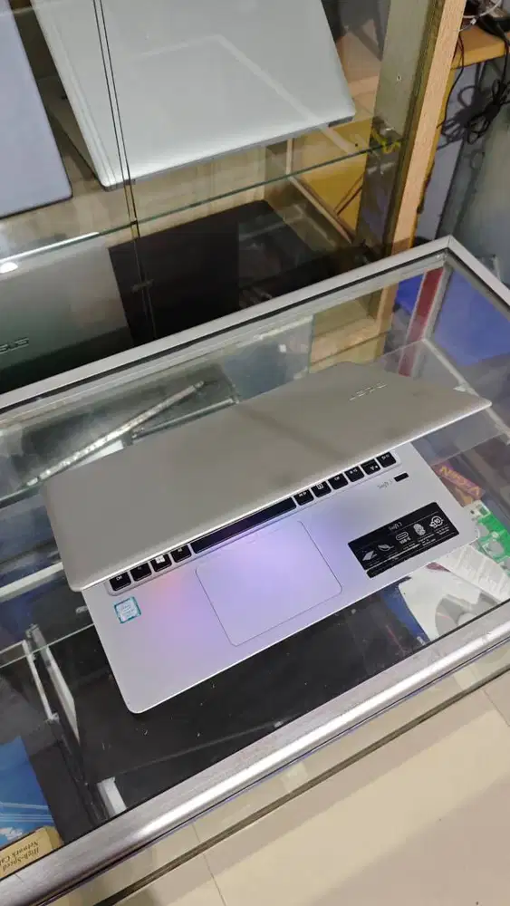 Laptop Acer Swift i5 Gen 7 Ultra Slim Banget + NOKEN 100% + Keyboard N