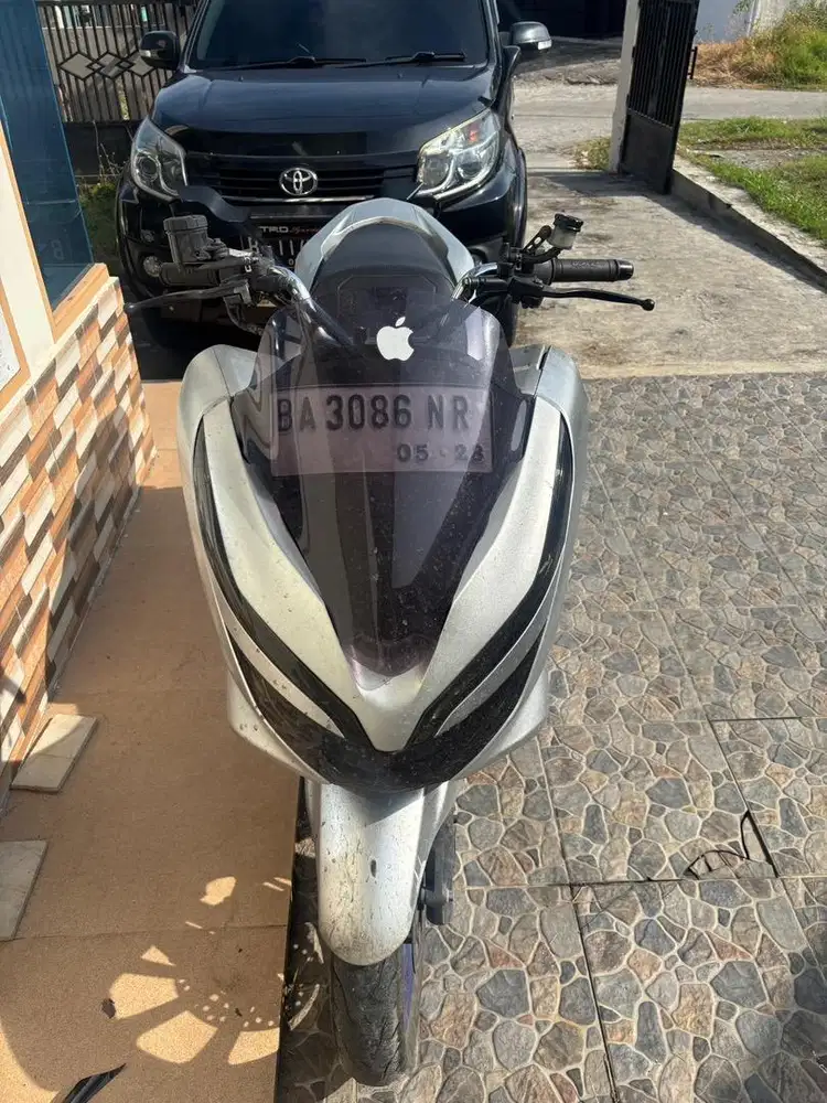 Jual pcx 2018 (20jt nego sampe jadi)