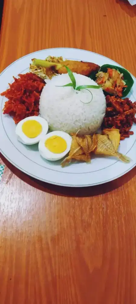 dibutuhkan chef/ koki yg bisa masak catering besar