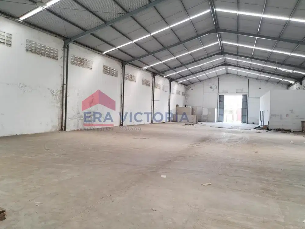 Gudang Siap Pakai di Lawang, Kawasan Pergudangan.. Cocok untuk Gudang Distribusi atau Industri