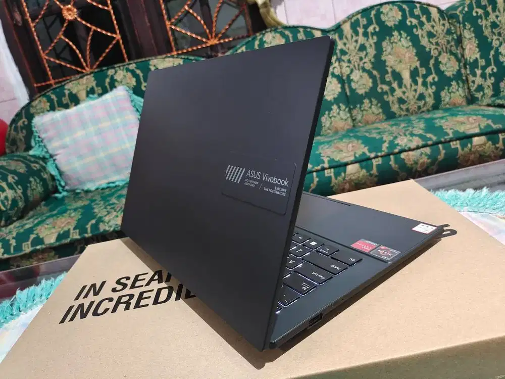 laptop asus vivobook go 14 E1404FA-FHD425 design cakep