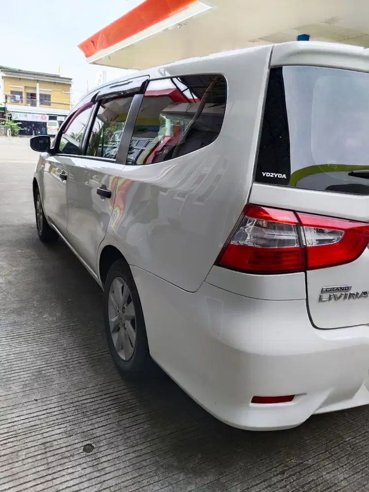 Nissan Grand Livina 2015 Putih | Plat AB Bantul | KM 80 Ribuan
