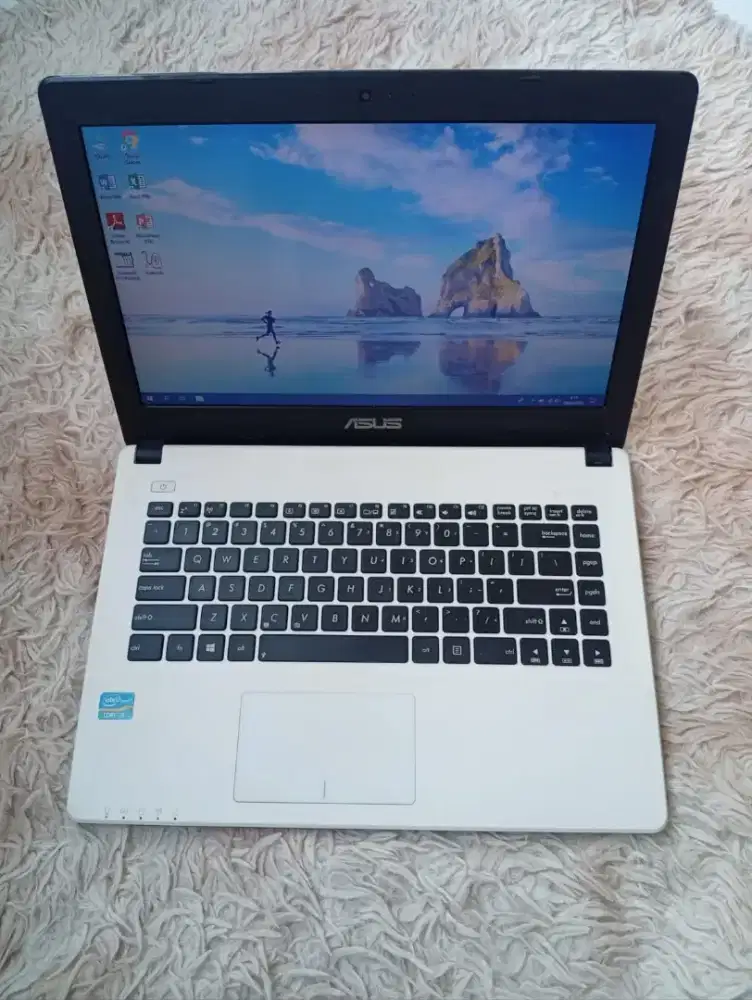 Laptop core i3 asus body slim ram 10 hdd 500 gb
