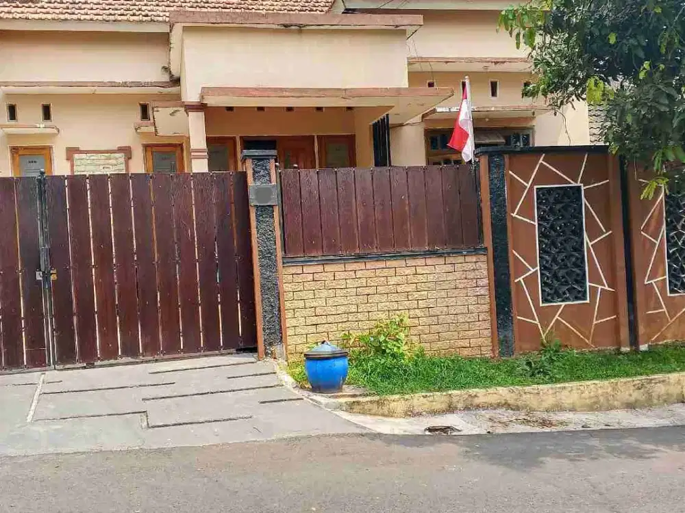 Dijual Rumah Perumahan Villa Gunung Buring, Kedungkandang, Malang