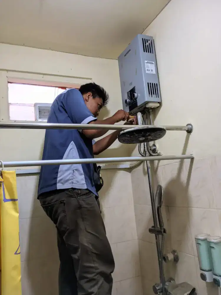 SERVICE DISPENSER WATER HEATER KULKAS AC DLL BERGARANSI PANGGILAN