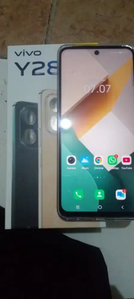 Vivo y28 ram6+6 internal 128