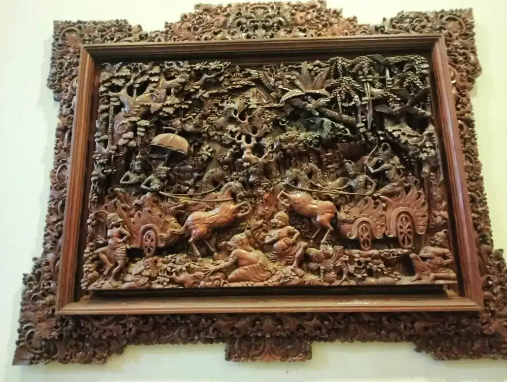 Relief kayu jati tua