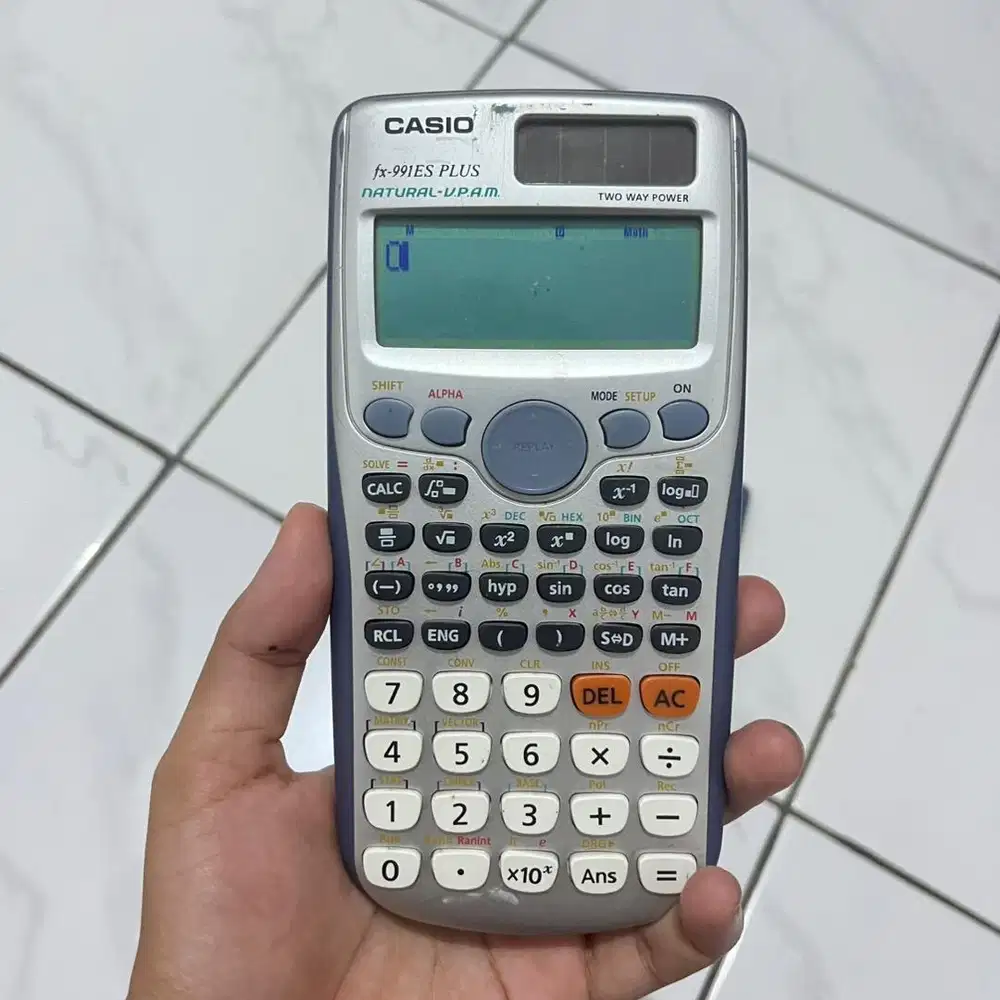 Kalkulator scientific casio fx-991es plus