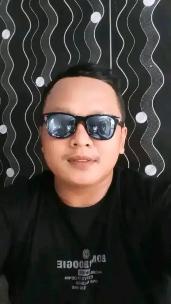 Cari pekerjaan pengalaman serabutan