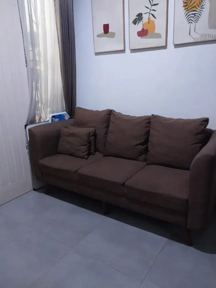 Dijual murah Sofa L