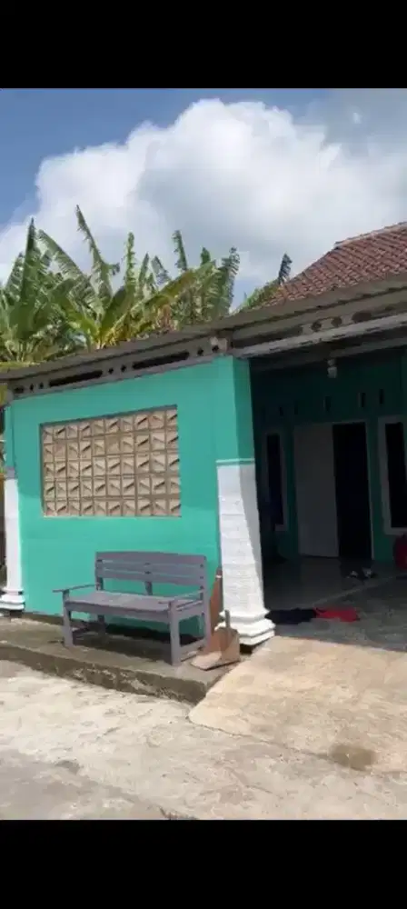 Jual rumah kampung lokasi Jatikuwung lt 100m hrg 300jt nego