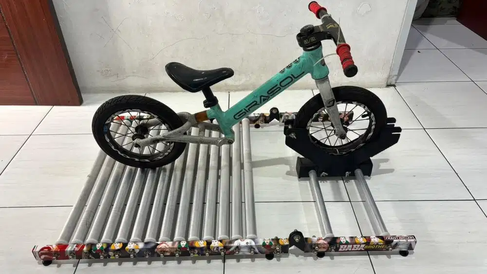 Push Bike Anak Premium GIRASOL + Roller traivi – Melatih Keseimbangan